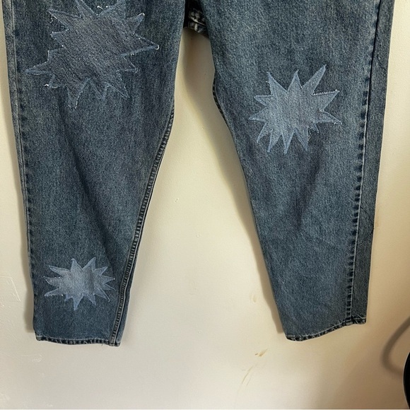 *NEW* Urban Renewal Levi’s Remade Pow Bubble Patch Jeans - Picture 8 of 16